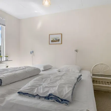 France - 5km From The Sea By Interhome Feriehus *