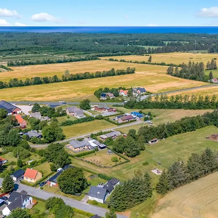 France - 5km From The Sea By Interhome